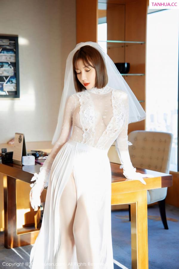 闫雪松 松果儿 [XiuRen]高清写真图 2021.11.11 No.4200 果儿Victoria第3张图片